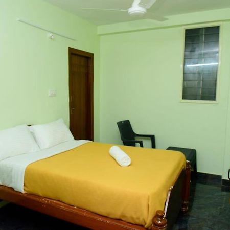 Lotus Inn Bangalore Ngoại thất bức ảnh